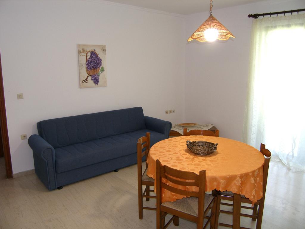 Haus Eva Apartment Palekastro Phòng bức ảnh